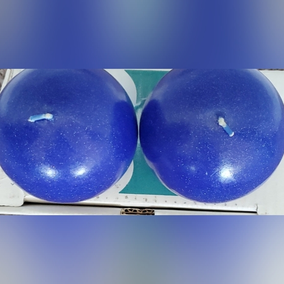 Partylite Blue Starburst 3" Ball Candles - Set Of 2 - Retired -irregular - Picture 3 of 3